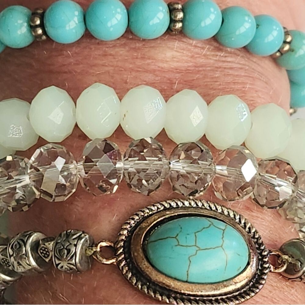 Turquoise and Silver Beaded Bracelet Set (4 Bracelets) - Picture 3 of 3